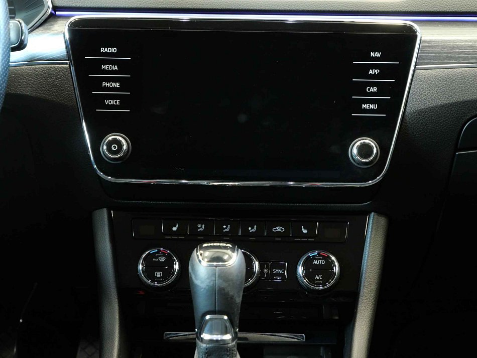 Škoda Superb III 2.0 TDi Style