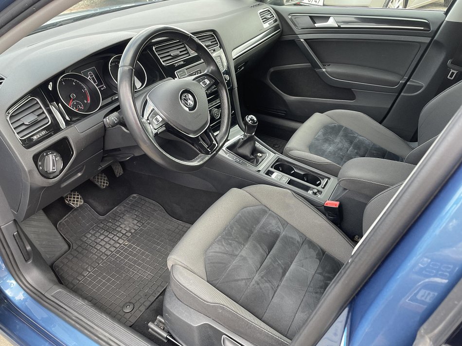 Volkswagen Golf 1.6 TDI R-Line