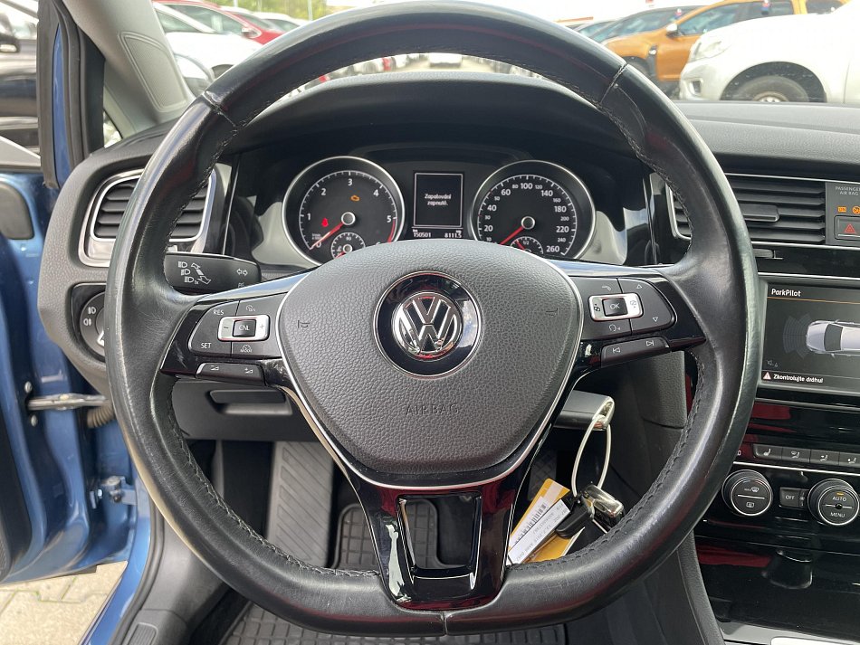 Volkswagen Golf 1.6 TDI R-Line