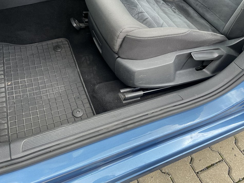 Volkswagen Golf 1.6 TDI R-Line