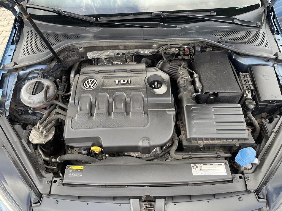 Volkswagen Golf 1.6 TDI R-Line