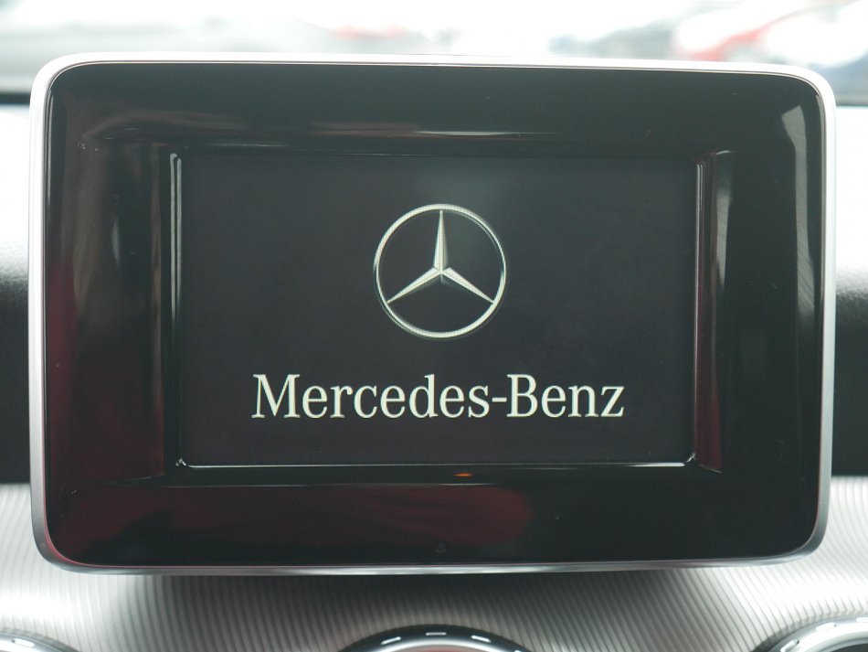 Mercedes-Benz GLA 2.2CDi  220 4Mat