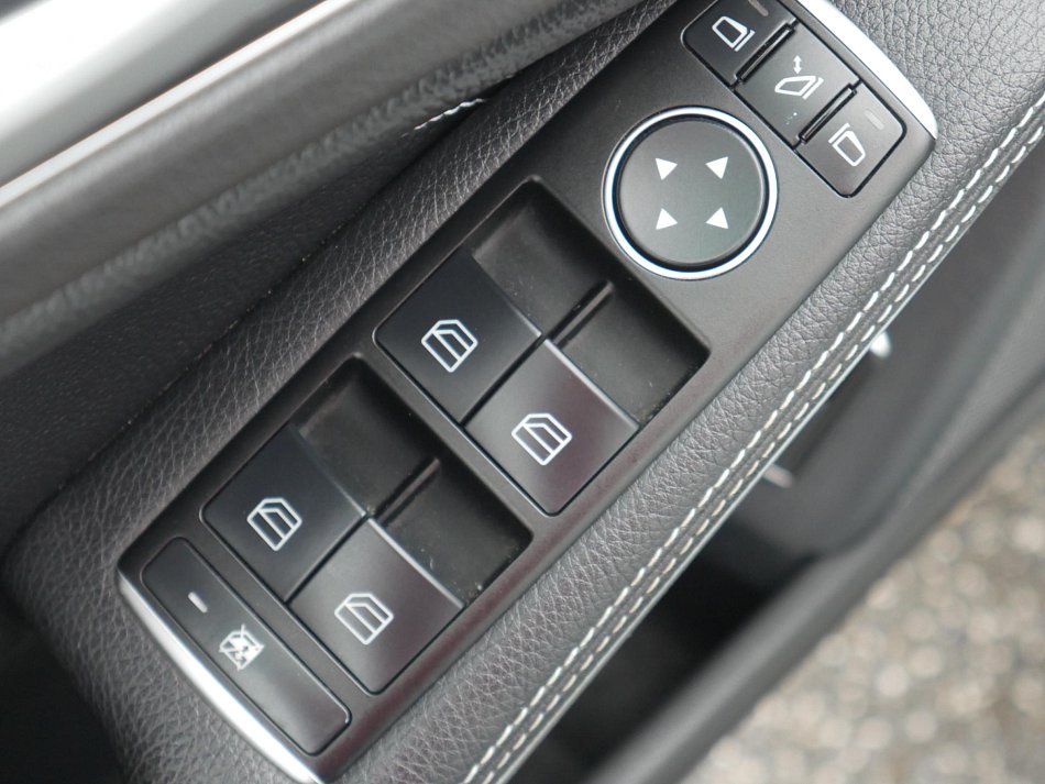 Mercedes-Benz GLA 2.2CDi  220 4Mat