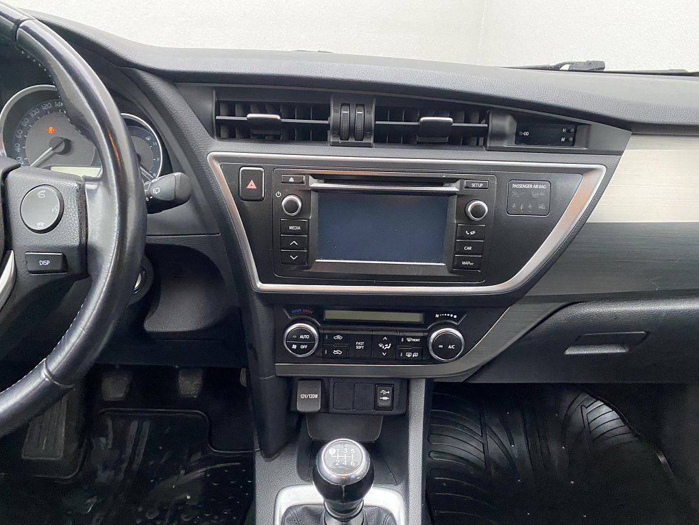 Toyota Auris 1.6 