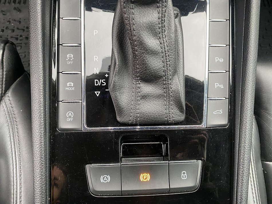 Škoda Superb III 2.0 TDi 