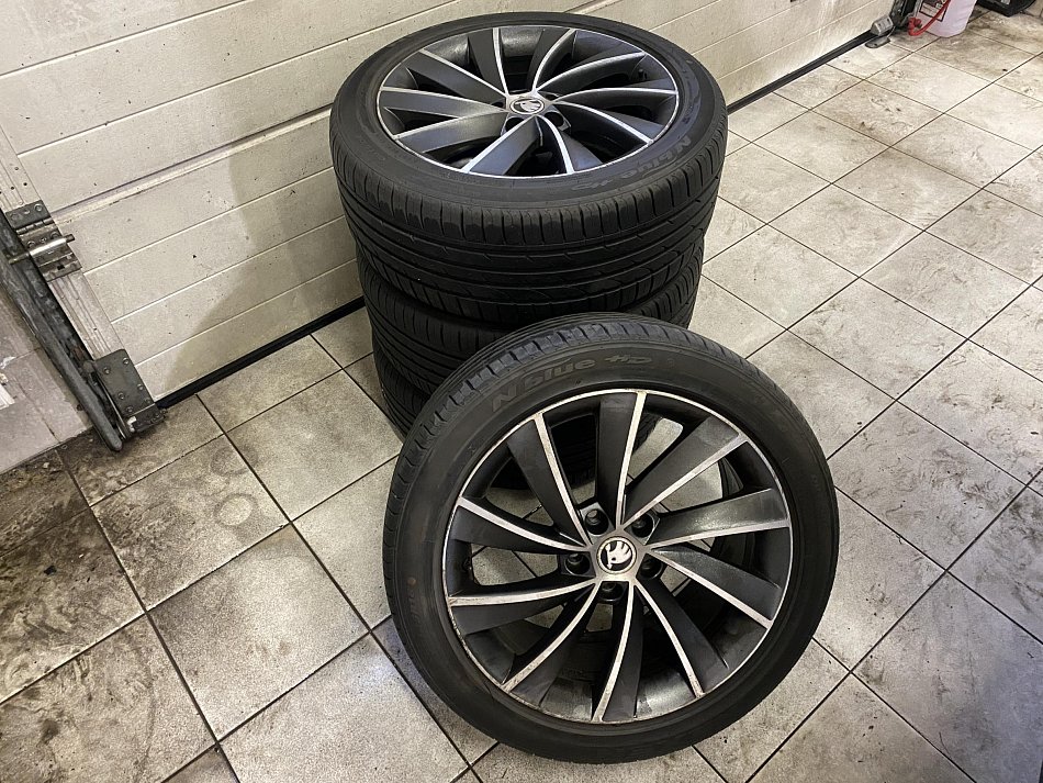 Škoda Superb III 2.0 TDi 