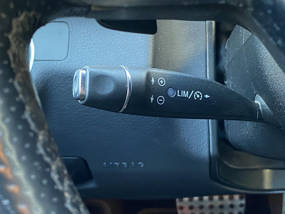 Mercedes-Benz Třída E 3.0CDi  E350 4Mat