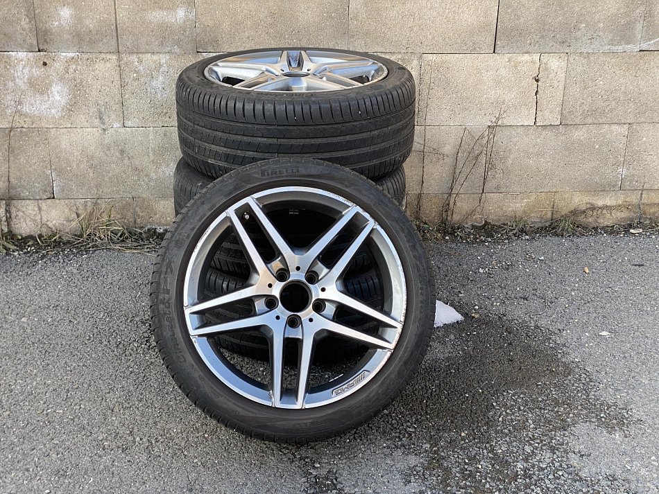 Mercedes-Benz Třída E 3.0CDi  E350 4Mat