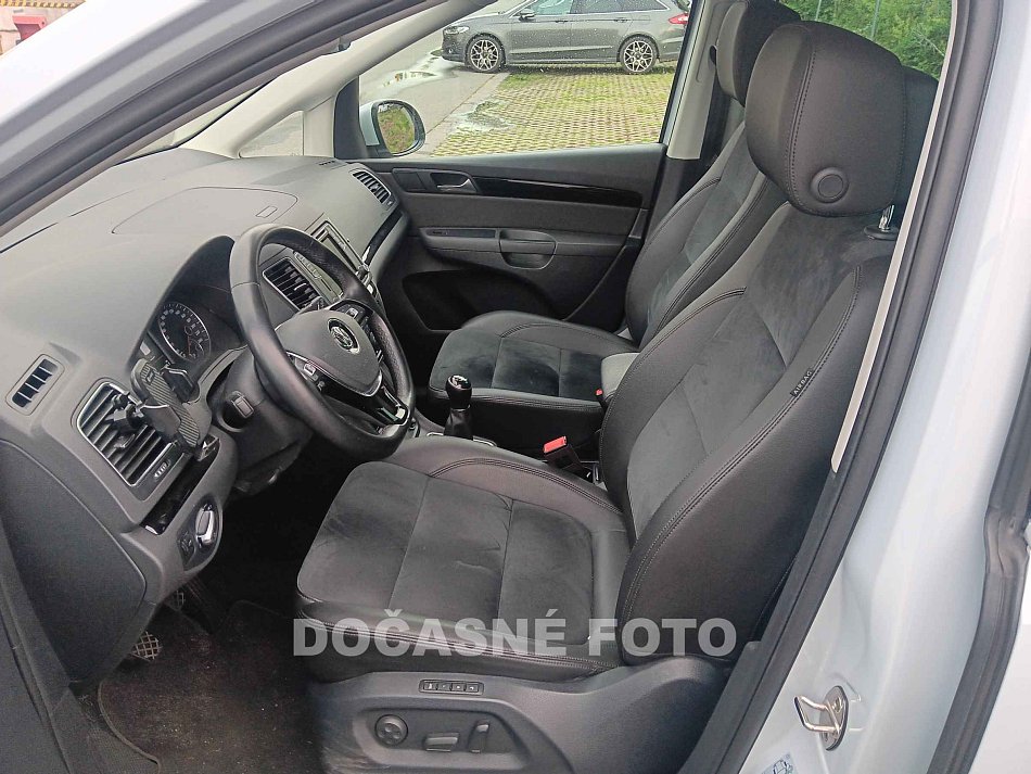 Volkswagen Sharan 2.0 TDI 