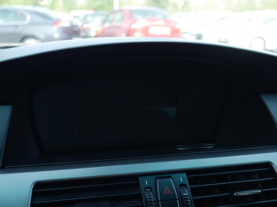 BMW Řada 5 2.5 i  523i