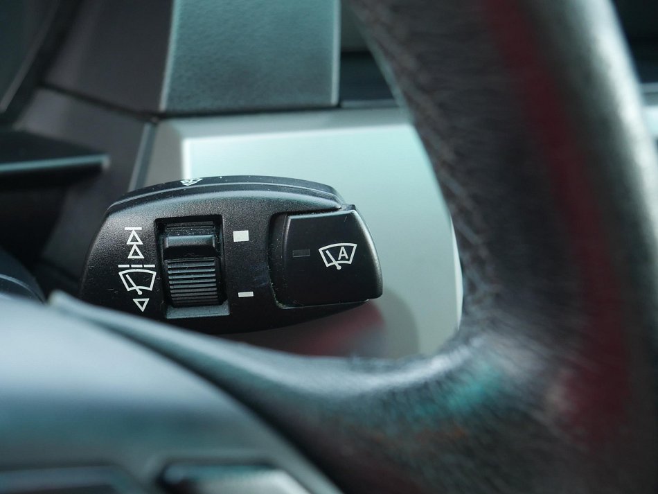 BMW Řada 5 2.5 i  523i