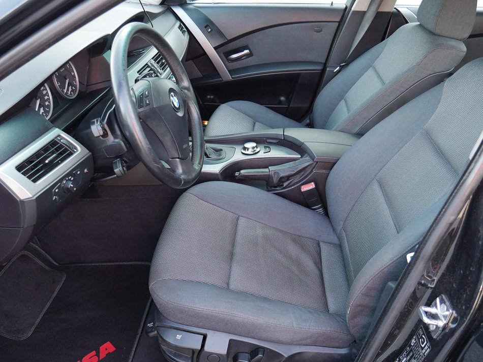 BMW Řada 5 2.5 i  523i