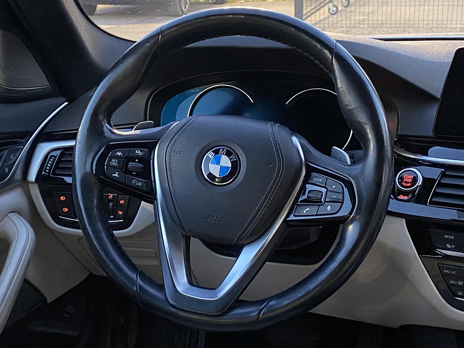 BMW Řada 5 3.0i  540i xDrive