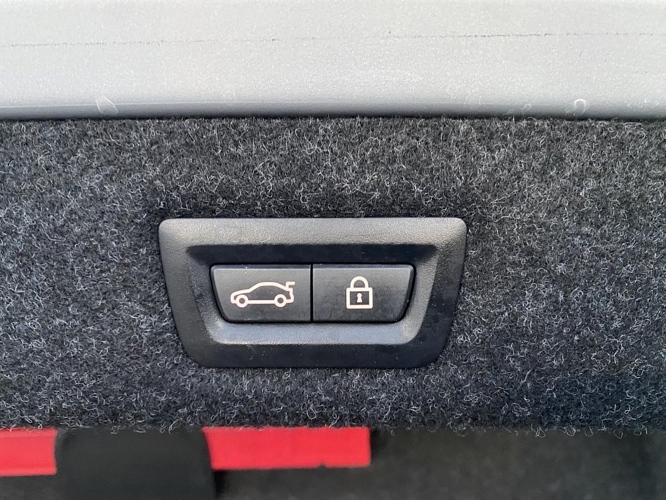 BMW Řada 5 3.0i  540i xDrive