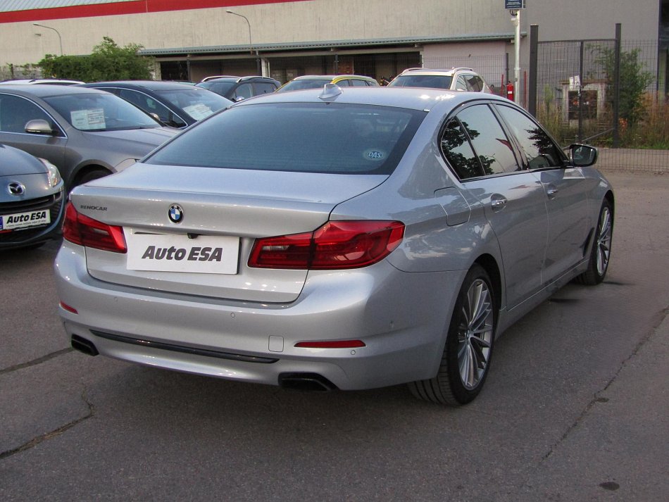 BMW Řada 5 3.0i  540i xDrive