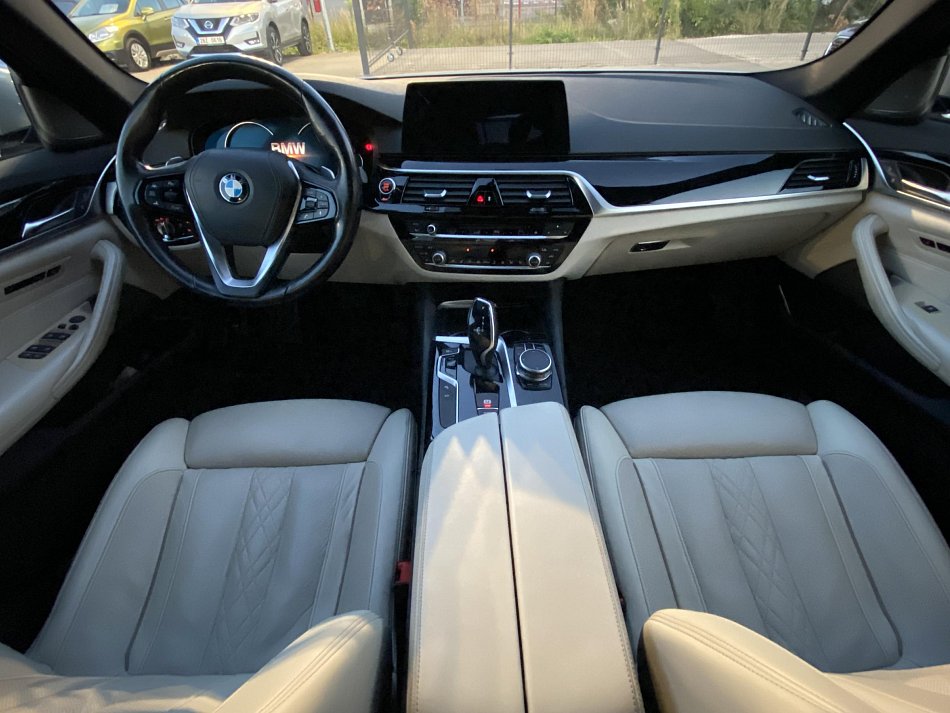 BMW Řada 5 3.0i  540i xDrive