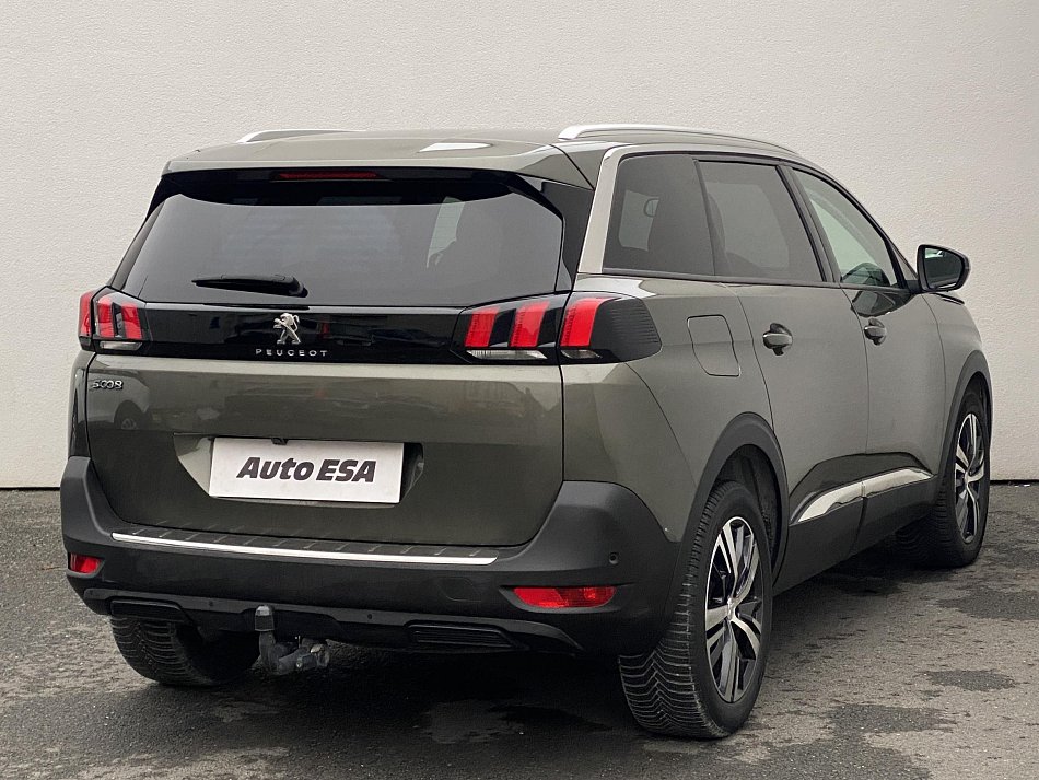 Peugeot 5008 1.2PT Allure