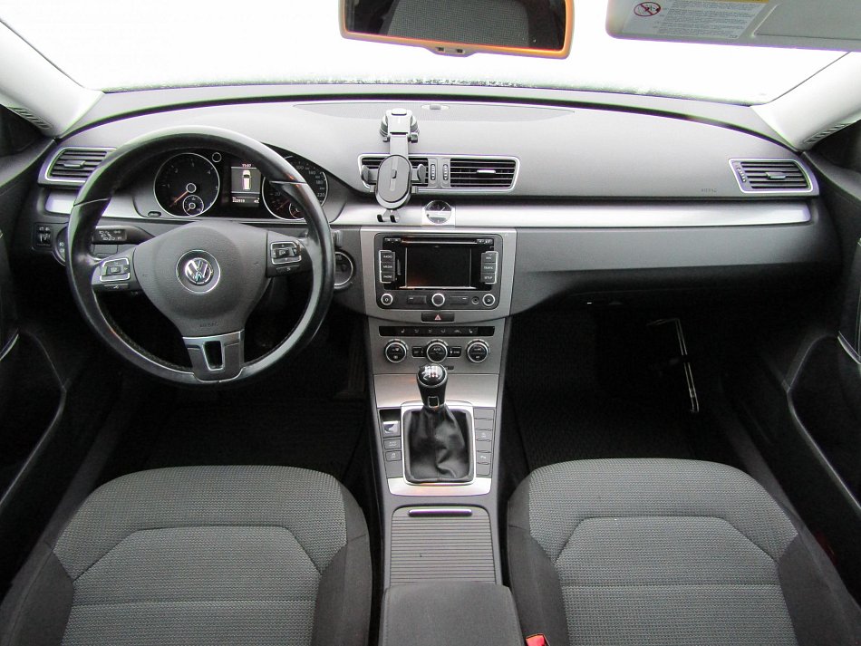 Volkswagen Passat 1.6 TDi 