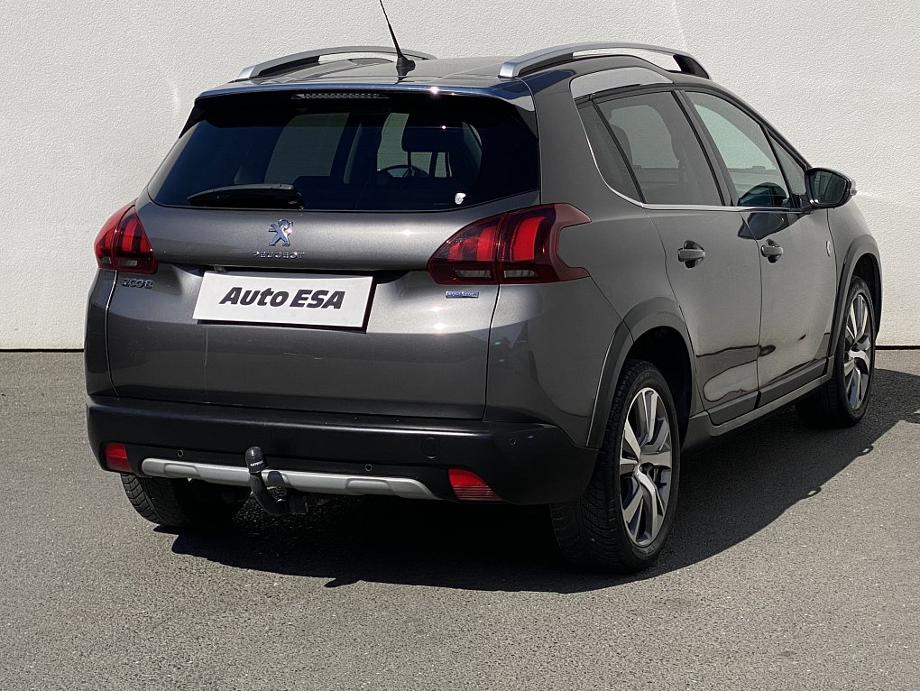 Peugeot 2008 1.2PT Crossway