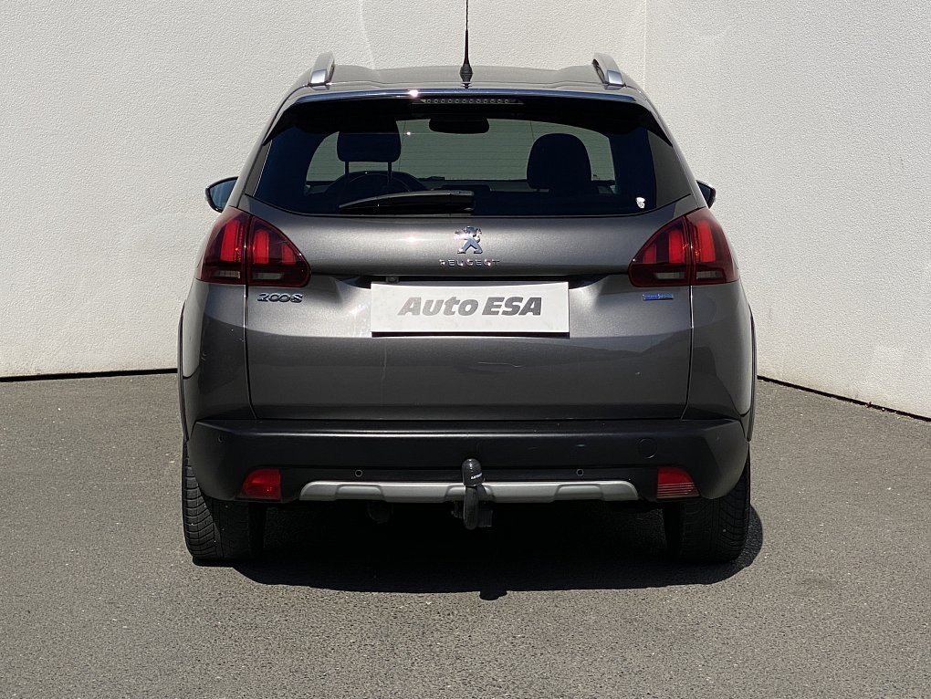 Peugeot 2008 1.2PT Crossway