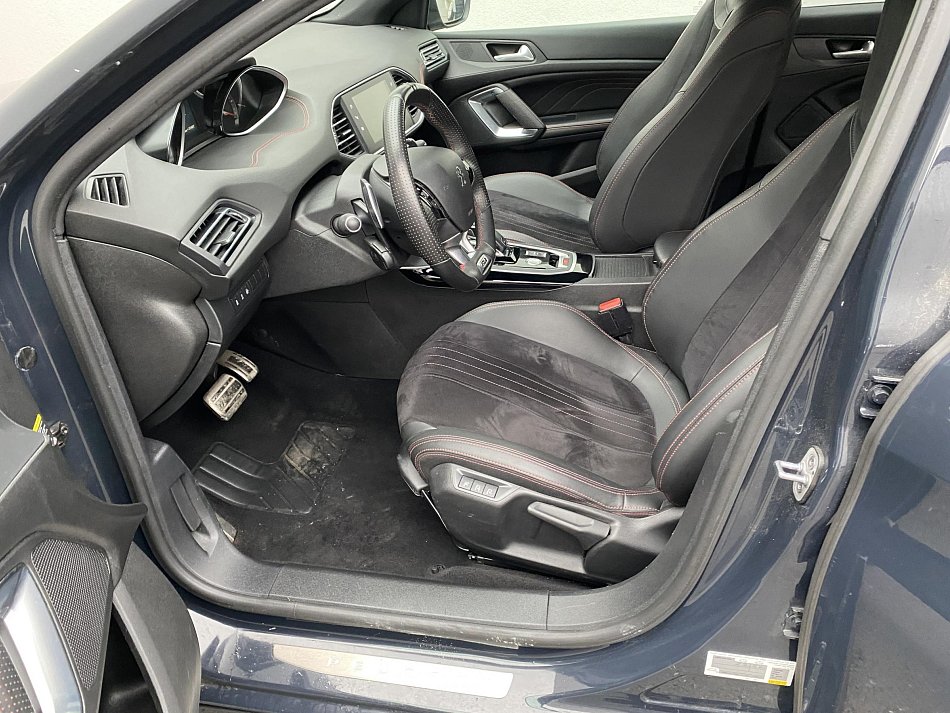 Peugeot 308 2.0 HDi GT