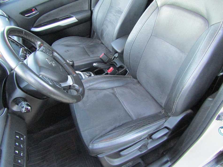 Suzuki Vitara 1.6i  4x4