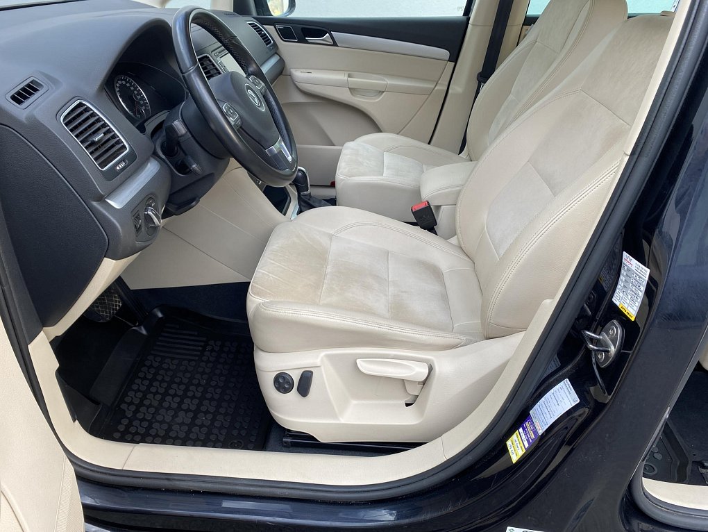 Volkswagen Sharan 2.0TDi 