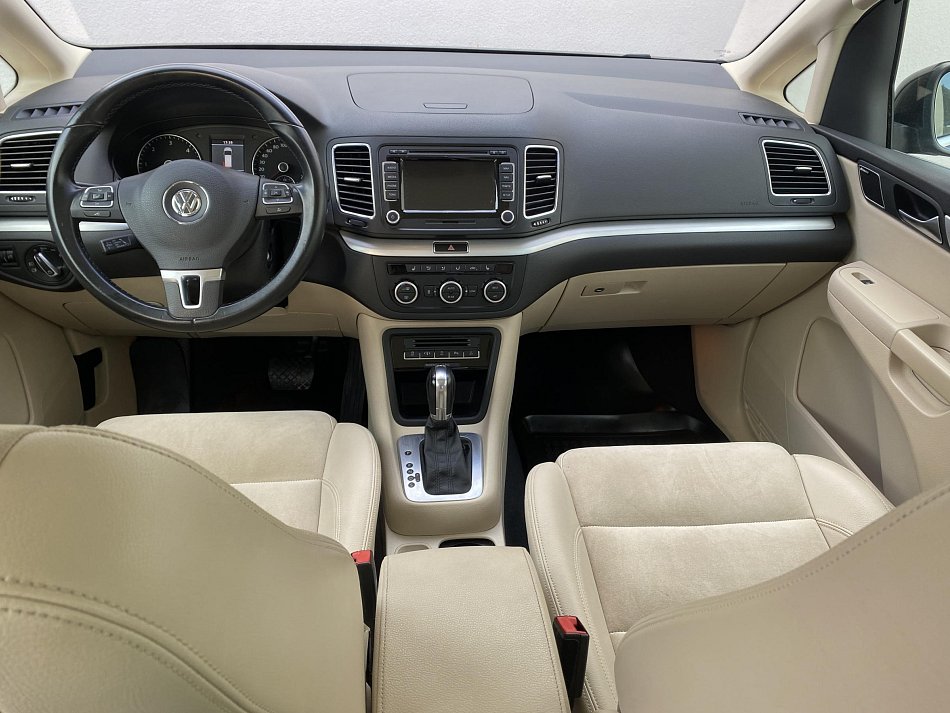 Volkswagen Sharan 2.0TDi 