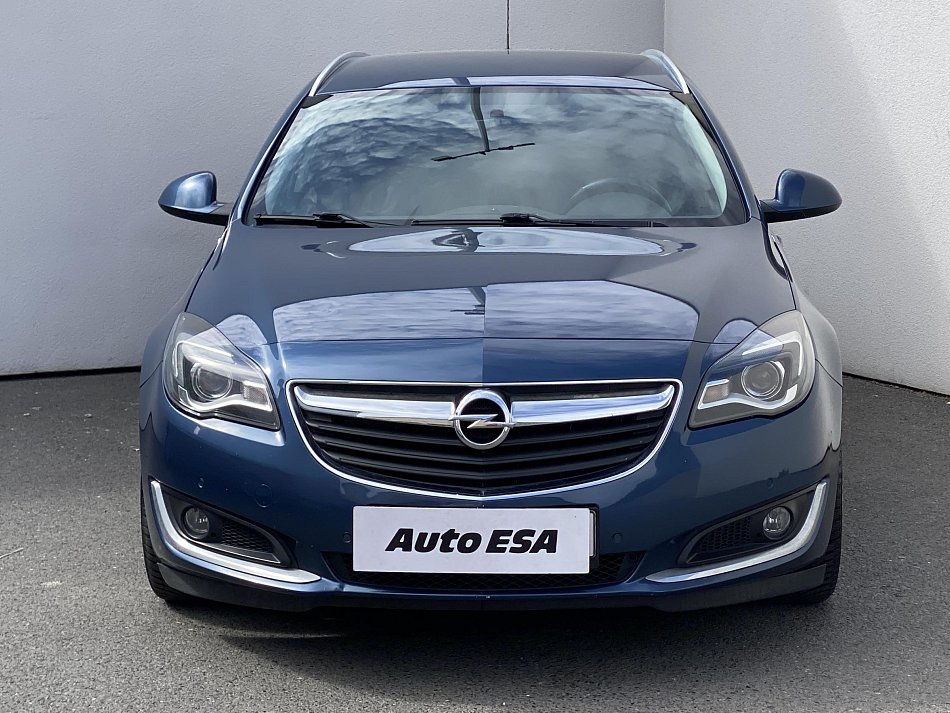 Opel Insignia 1.6 CDTi 