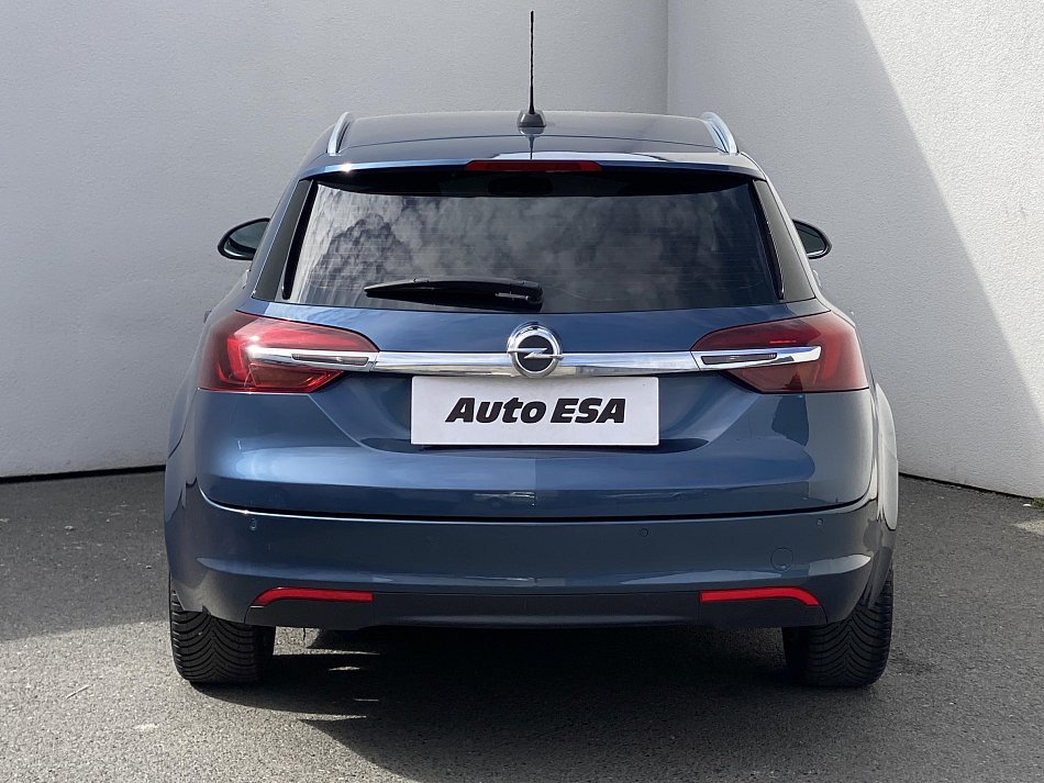 Opel Insignia 1.6 CDTi 