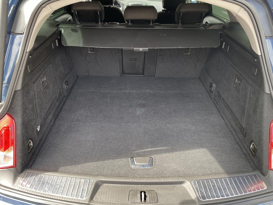 Opel Insignia 1.6 CDTi 