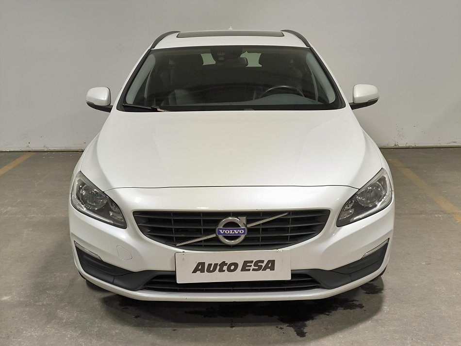 Volvo V60 2.0D 