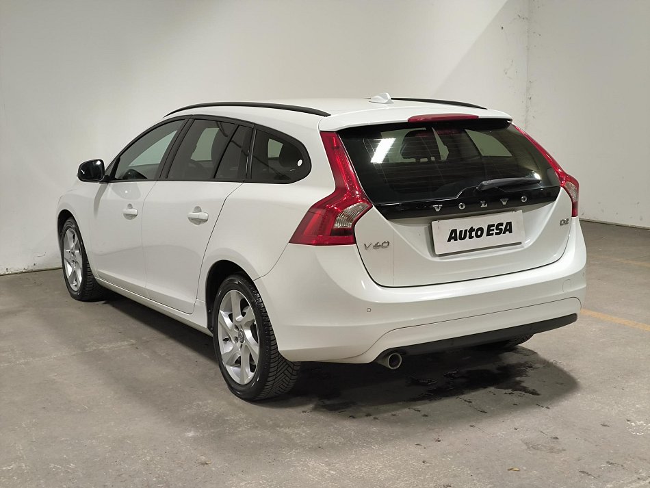 Volvo V60 2.0D 