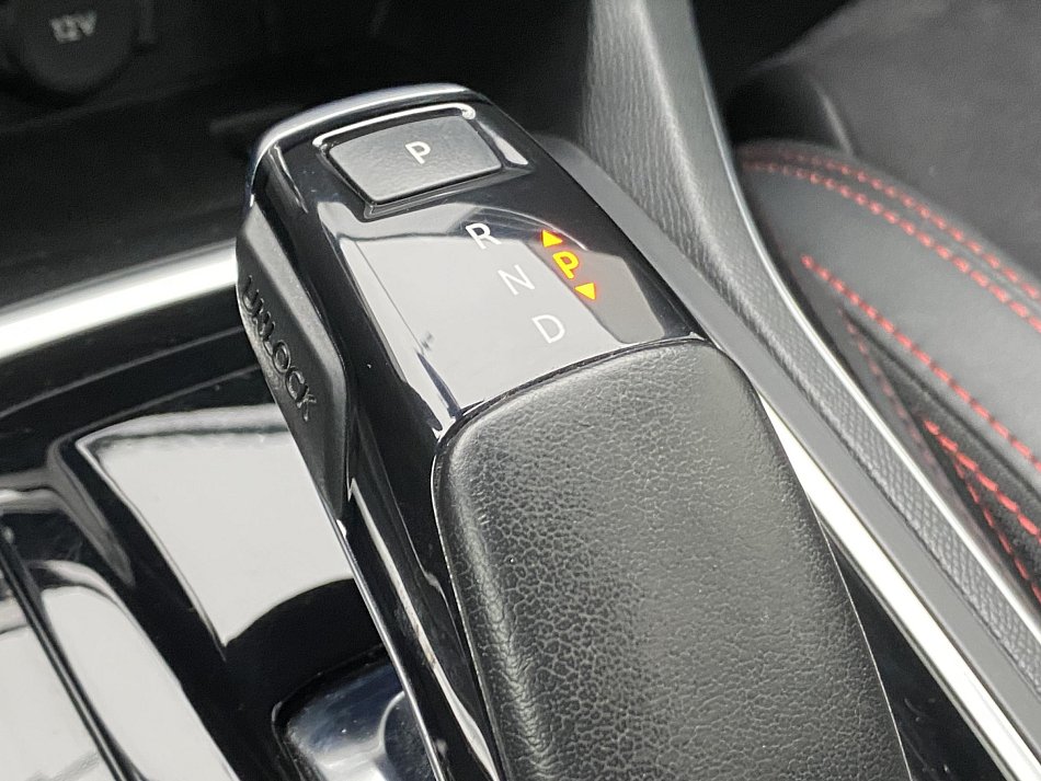 Peugeot 308 2.0 HDi GT