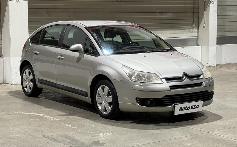 Citroën C4 1.4i 