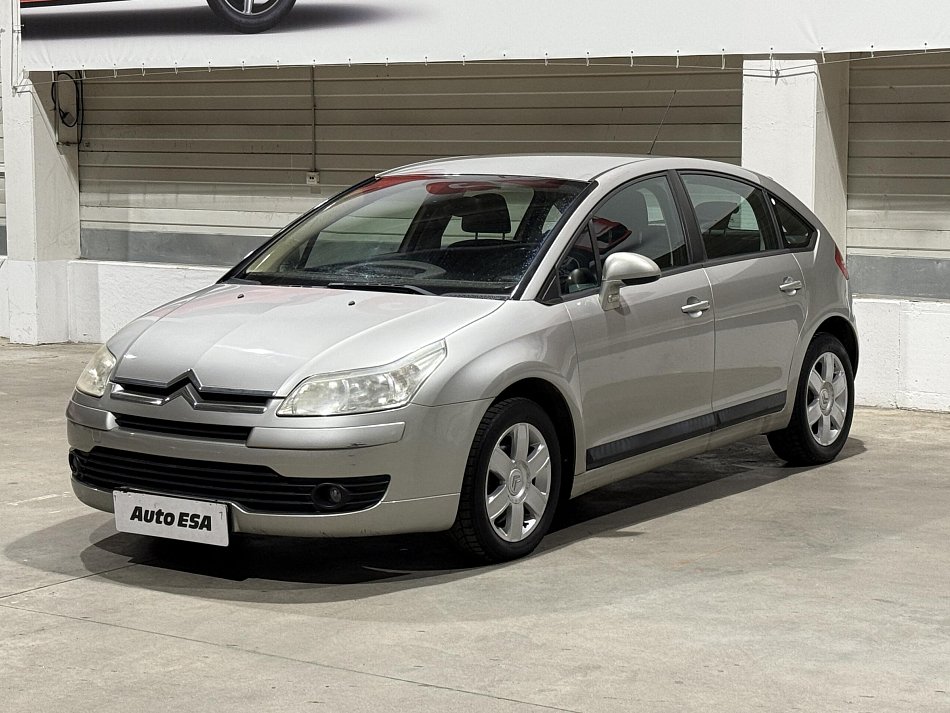 Citroën C4 1.4i 