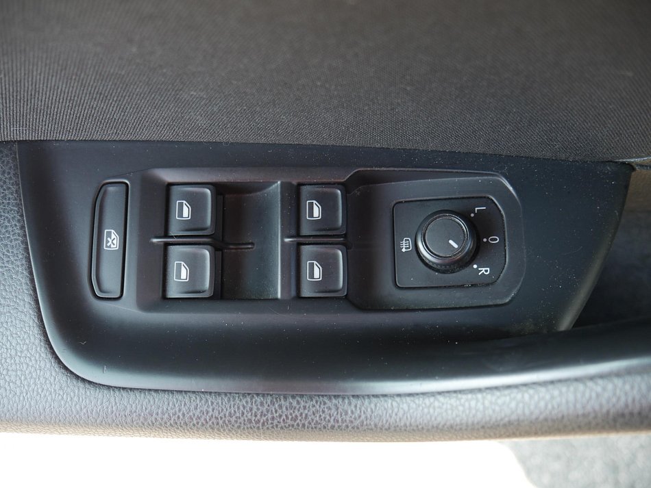 Volkswagen Passat 2.0 TDi 