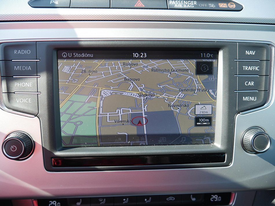 Volkswagen Passat 2.0 TDi 