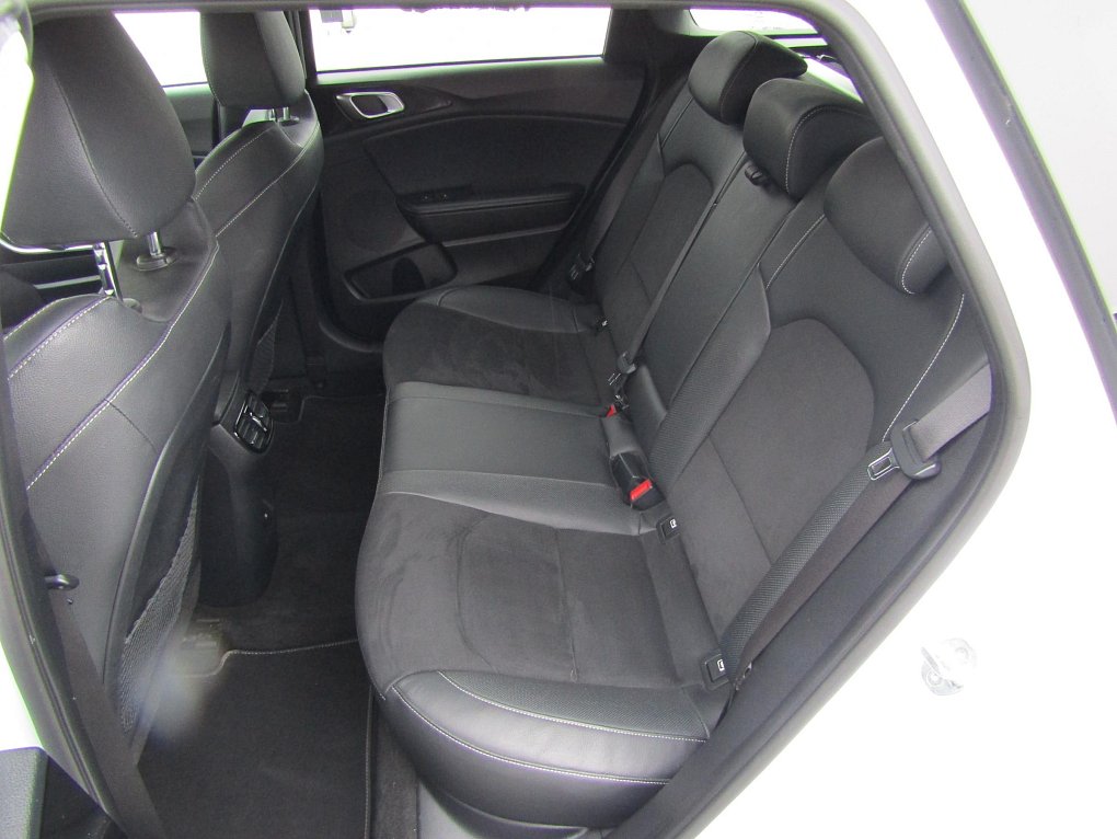 Kia Ceed 1.5 T-GDi GT Line