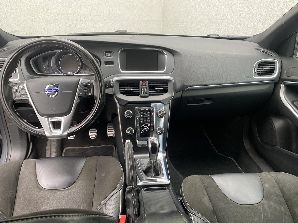 Volvo V40 2.0d 
