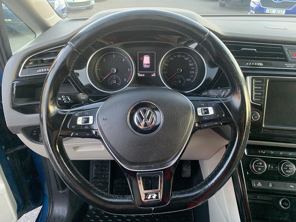 Volkswagen Touran 2.0 TDi 