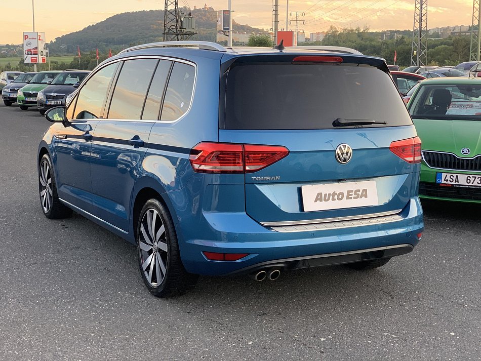 Volkswagen Touran 2.0 TDi 