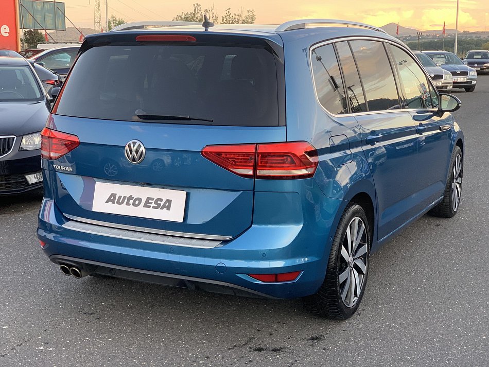 Volkswagen Touran 2.0 TDi 
