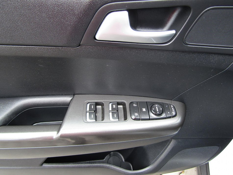 Kia Sportage 1.7 CRDi 