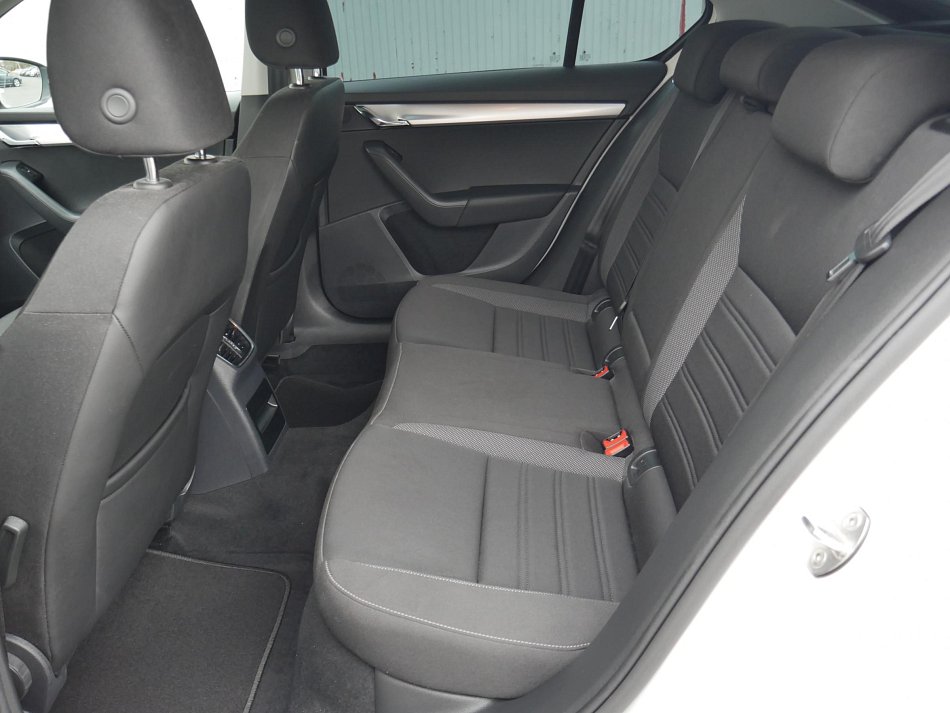 Škoda Octavia III 1.4 TSi Ambition Fresh