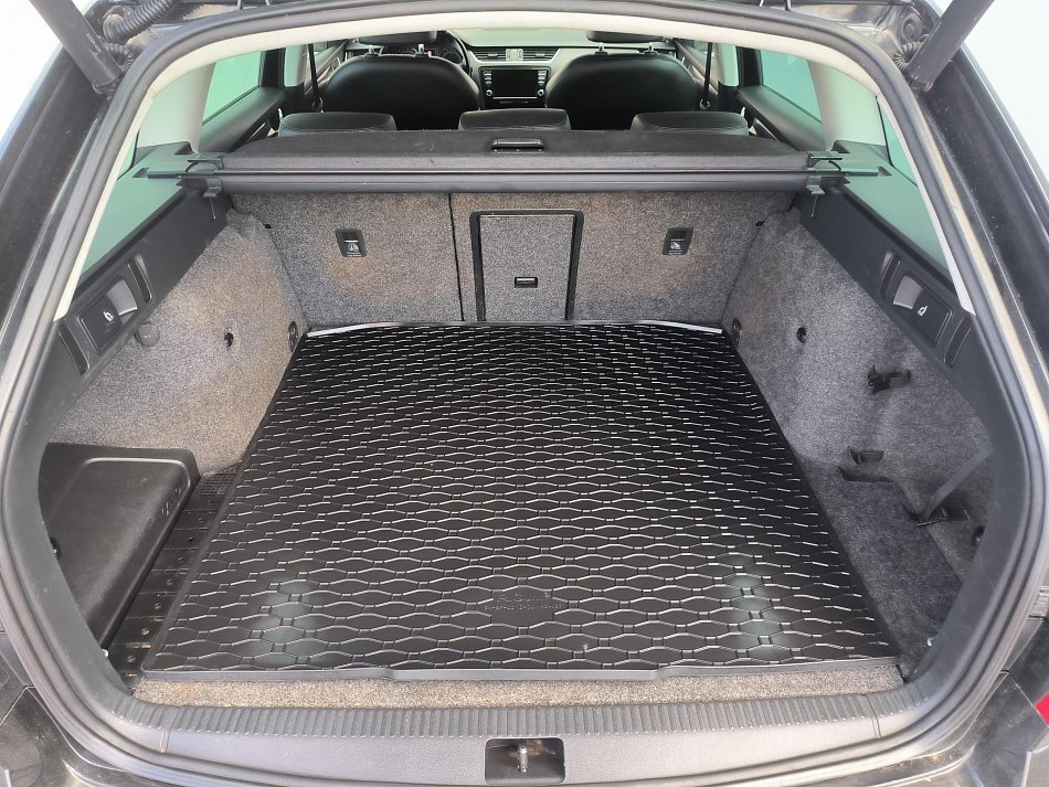 Škoda Octavia III 2.0 TDi Scout 4x4