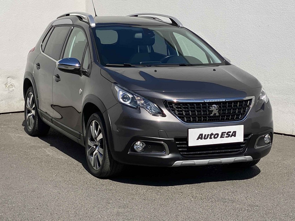 Peugeot 2008 1.2PT Crossway