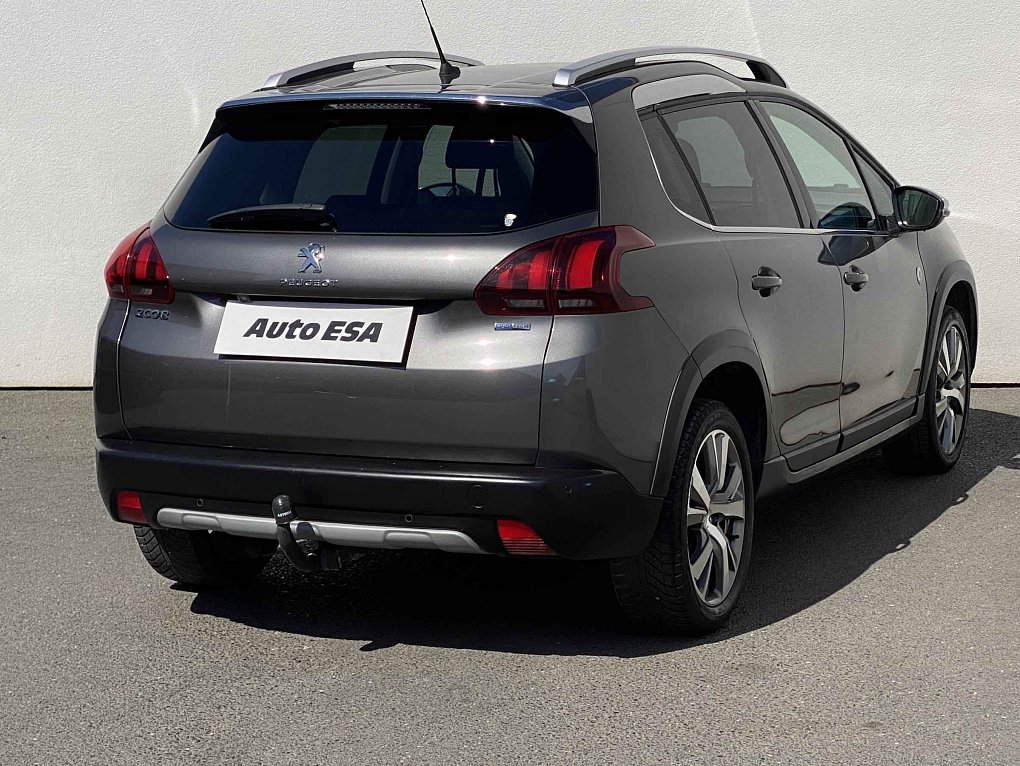 Peugeot 2008 1.2PT Crossway