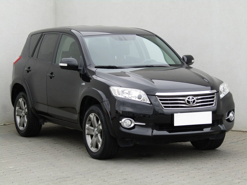 Toyota RAV4 2.2D 