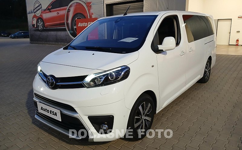 Toyota Proace 2.0D-4D  L3 8míst
